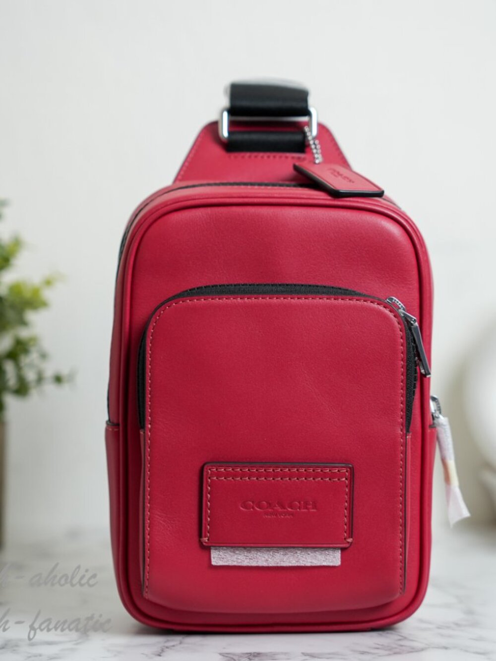 Coach CU252 Racer Sling Pack in Smooth leather True Red NWT